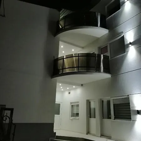 Apartmanizvezdara Belgrade Exterior photo