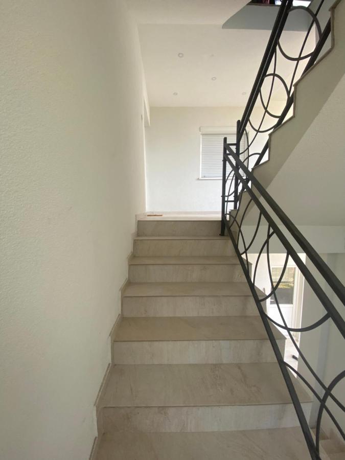 Διαμέρισμα Apartmanizvezdara *