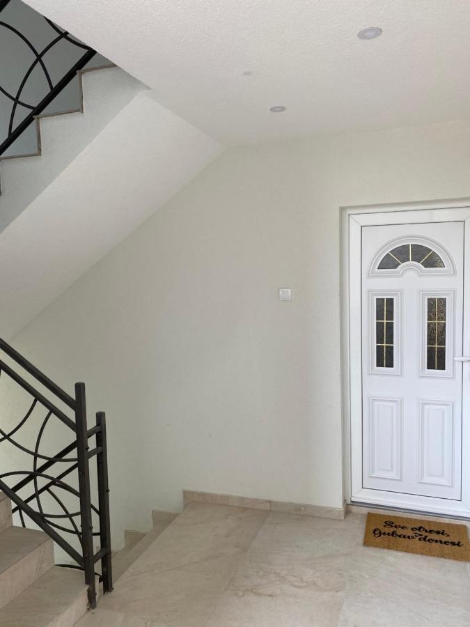 Apartmanizvezdara * Belgrade